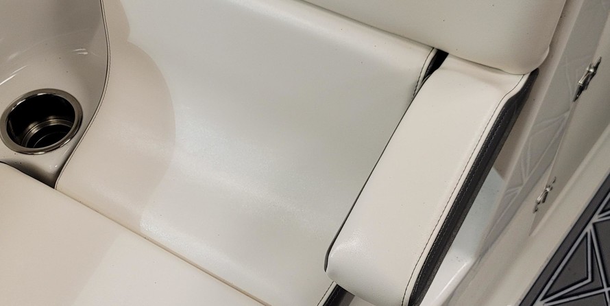 Chaparral 243 Vortex VRX