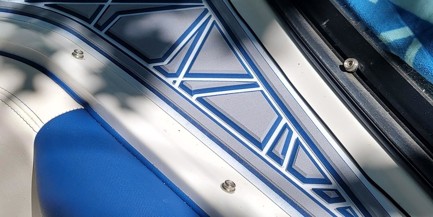 Chaparral 243 Vortex VRX