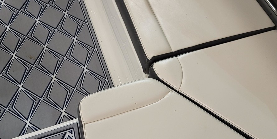 Chaparral 243 Vortex VRX