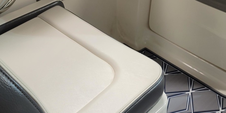 Chaparral 243 Vortex VRX