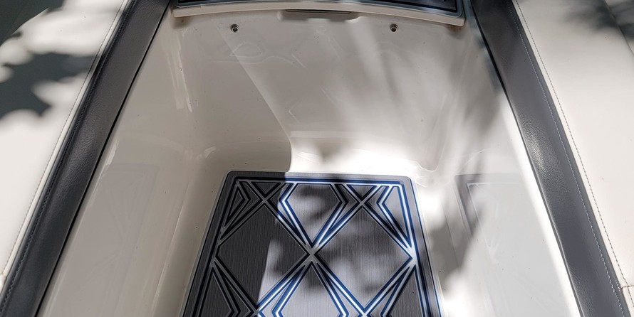 Chaparral 243 Vortex VRX