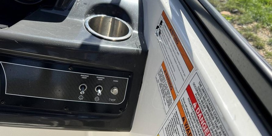 Bayliner VR6 BOWRIDER