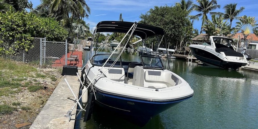 Bayliner VR6 BOWRIDER
