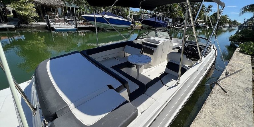 Bayliner VR6 BOWRIDER