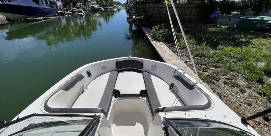 Bayliner VR6 BOWRIDER