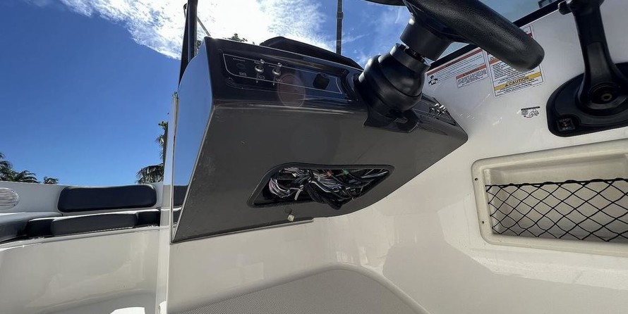 Bayliner VR6 BOWRIDER