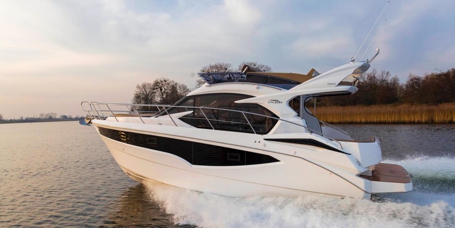 Galeon 360 FLY