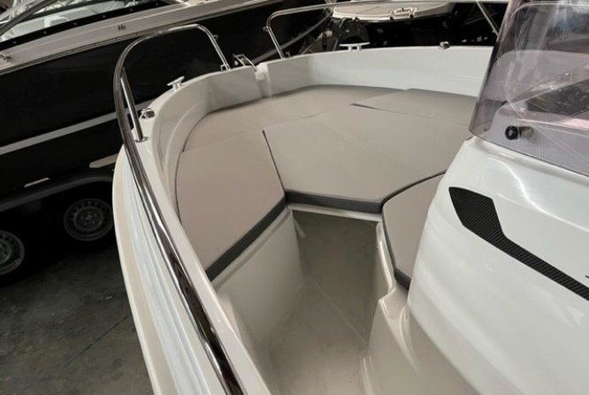 Jeanneau Cap Camarat 5.5 CC