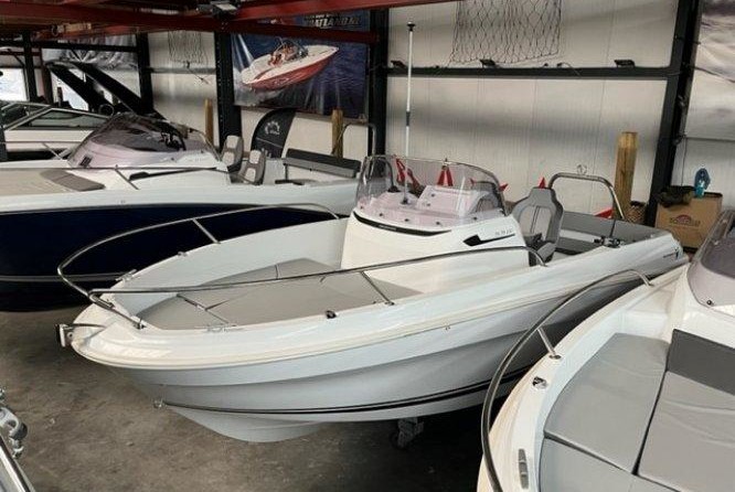 Jeanneau Cap Camarat 5.5 CC
