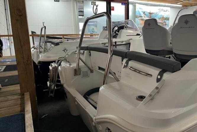 Jeanneau Cap Camarat 5.5 CC