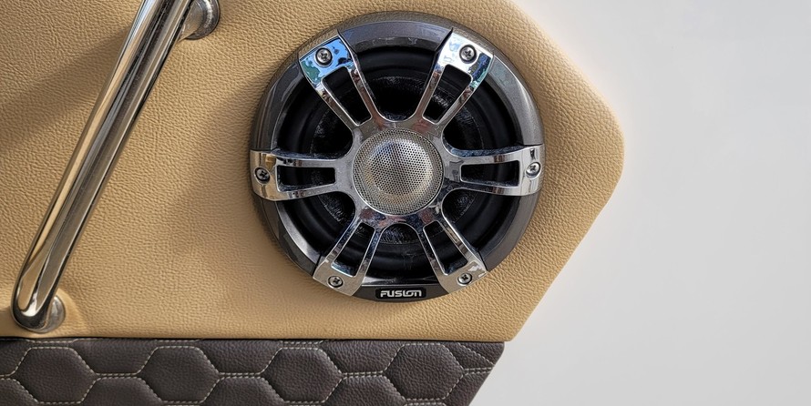 Sea Ray SDX 250