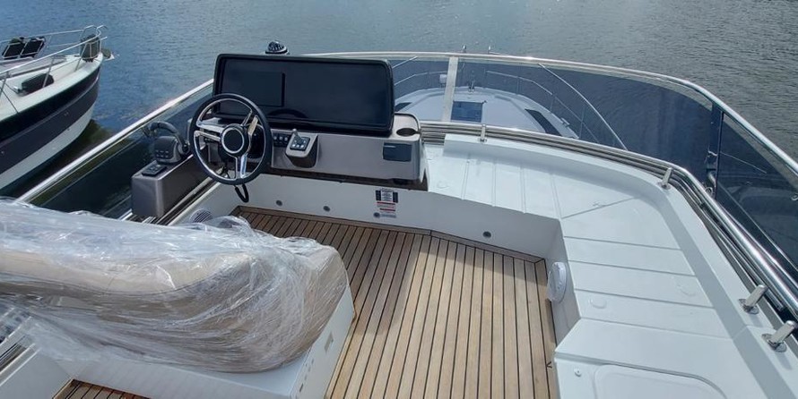 Galeon 400 FLY