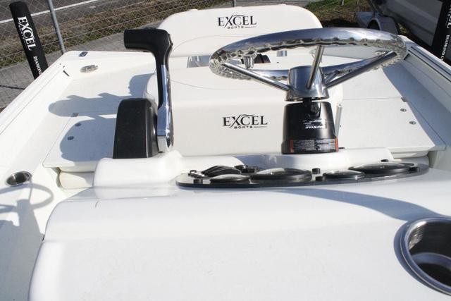 Sea Ray pro 208 bay