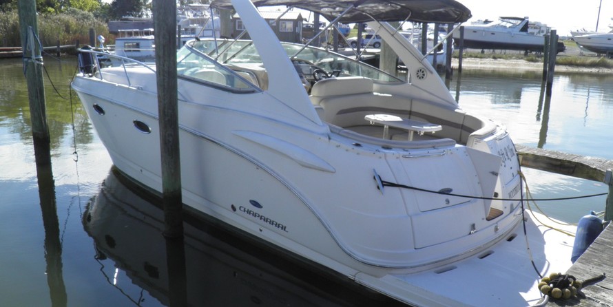 Chaparral 330 Signature