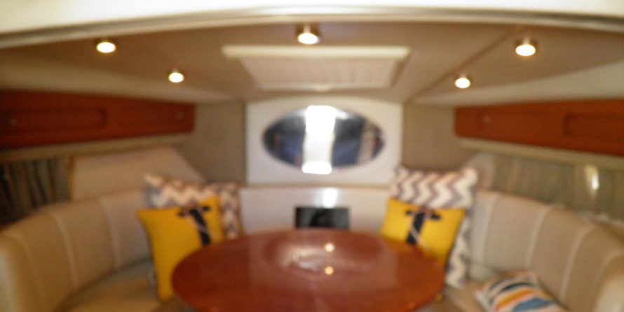 Chaparral 330 Signature