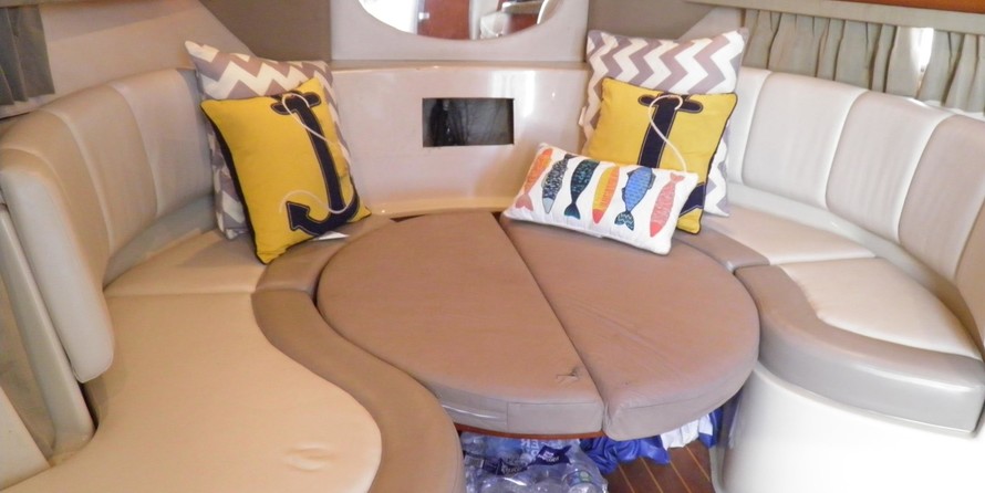 Chaparral 330 Signature