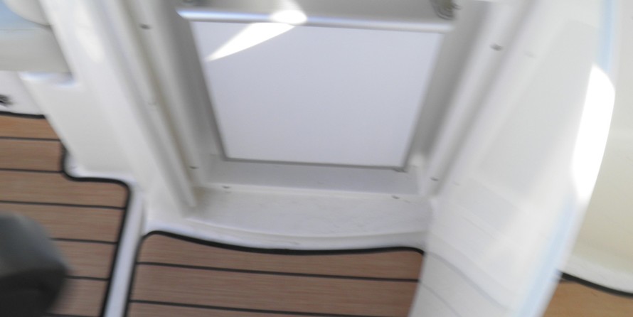 Chaparral 330 Signature