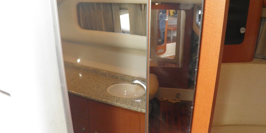 Chaparral 330 Signature