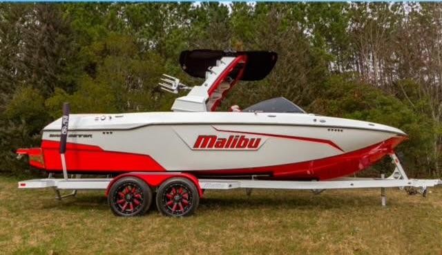 Malibu Wakesetter 25 LSV