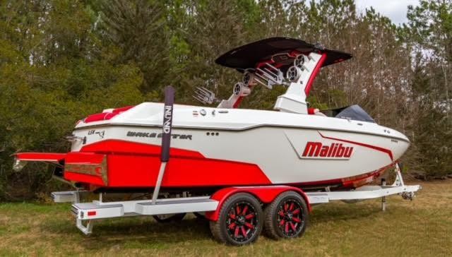 Malibu Wakesetter 25 LSV