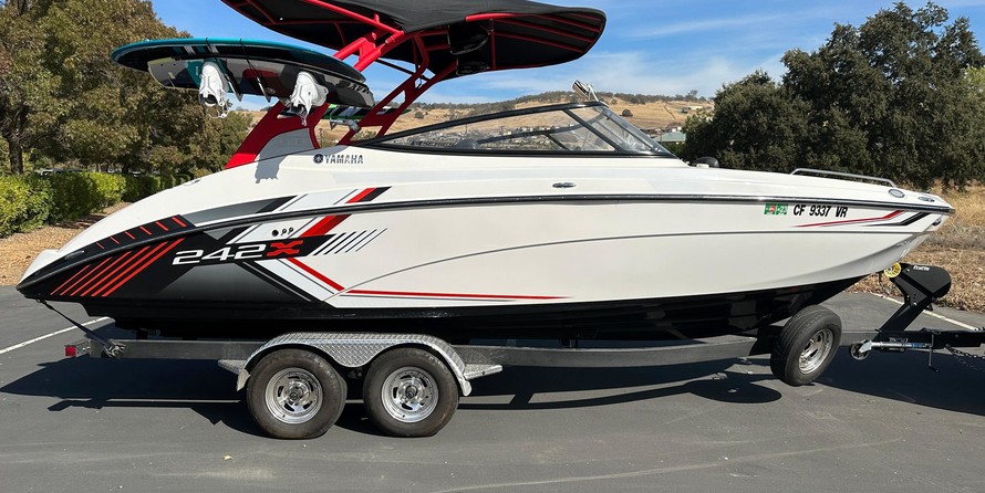 Yamaha 242X E-Series