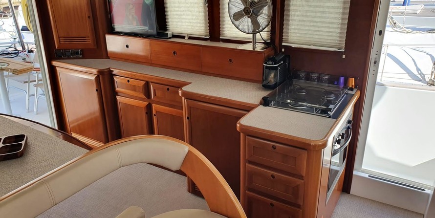 Beneteau Swift Trawler 42