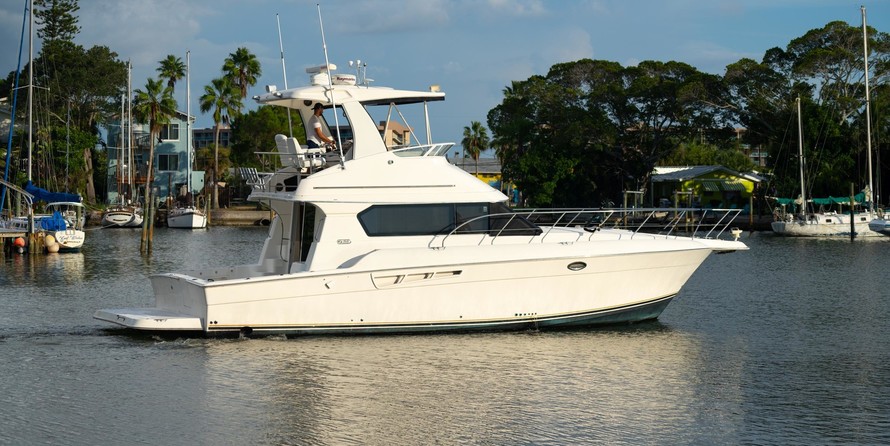 Silverton 42 Convertible