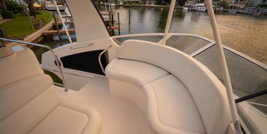 Silverton 42 Convertible