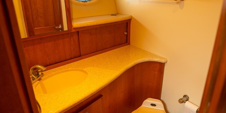 Silverton 42 Convertible