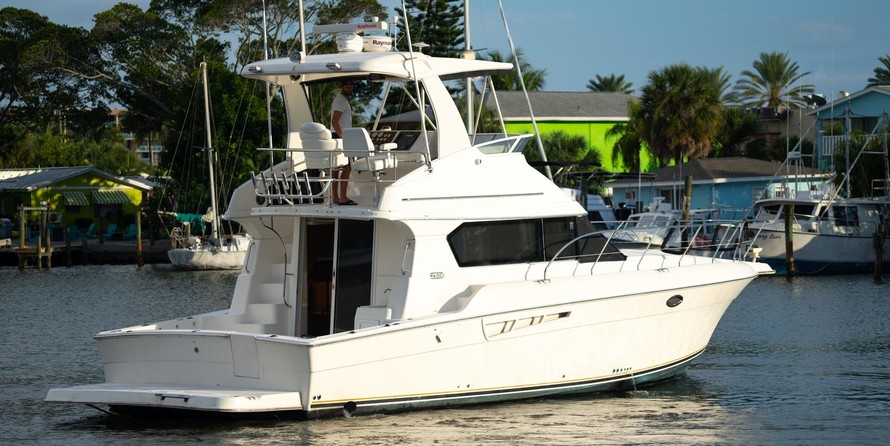 Silverton 42 Convertible