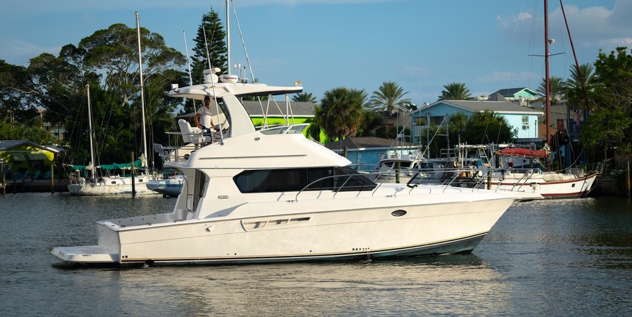 Silverton 42 Convertible