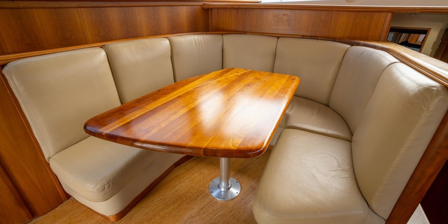 Silverton 42 Convertible