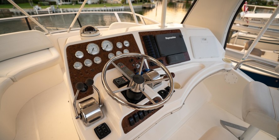 Silverton 42 Convertible