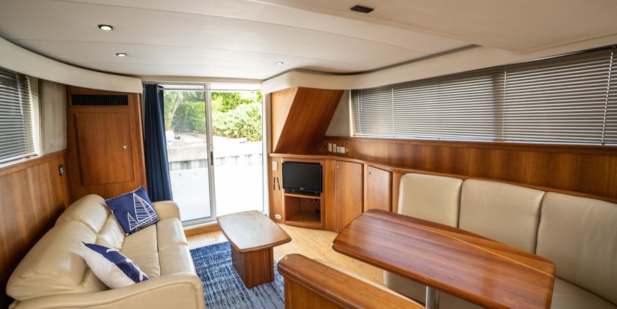 Silverton 42 Convertible