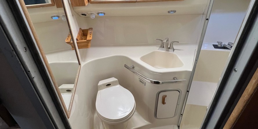 Sea ray 400 express cruiser