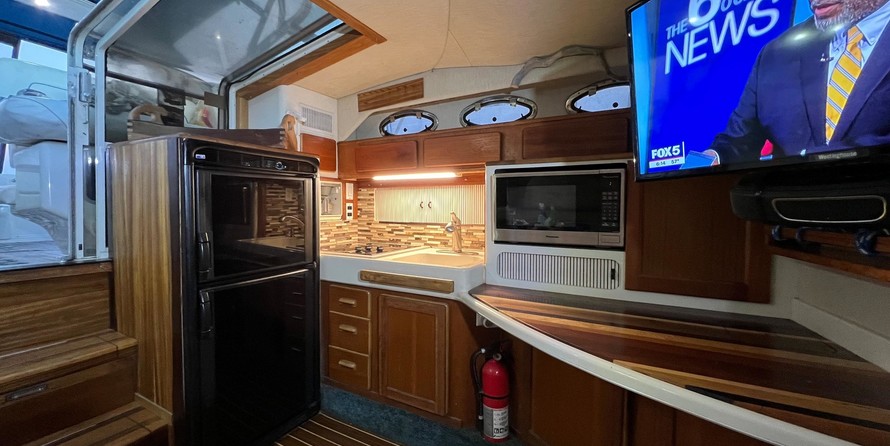 Sea ray 400 express cruiser