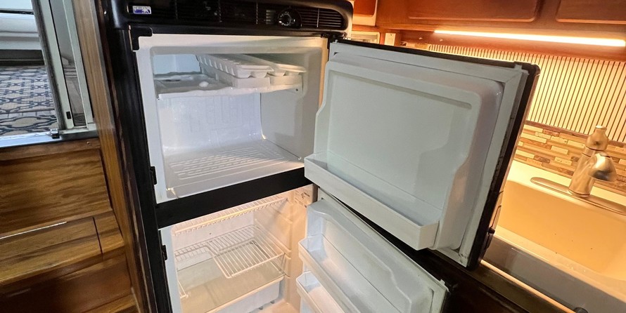 Sea ray 400 express cruiser