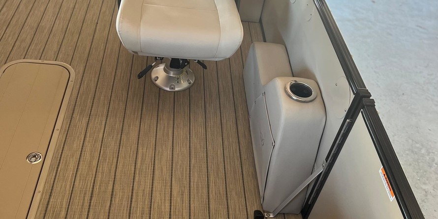 Avalon catalina 25 rf