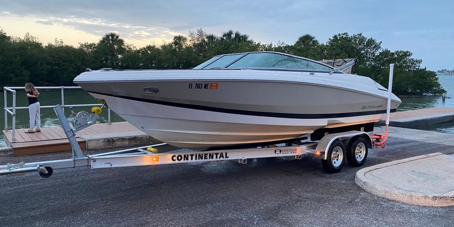 Regal 2200 Bowrider