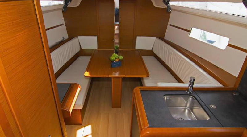 Jeanneau Sun Odyssey 349