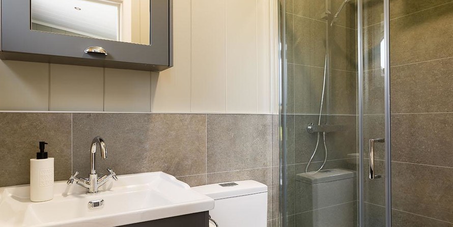 Wide beam narrowboat 65 x 12 hanbury monarch