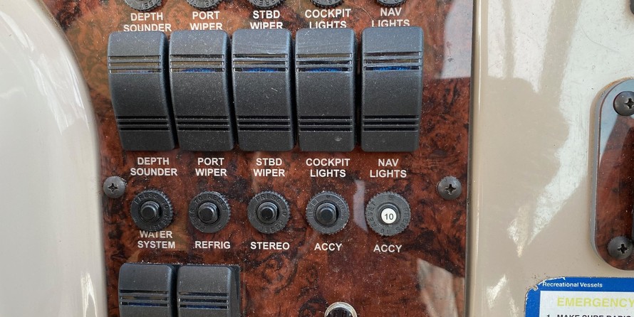 Sea ray 270 sundancer