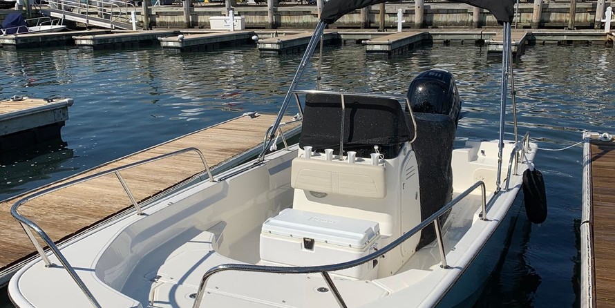 Boston Whaler 170 Montauk
