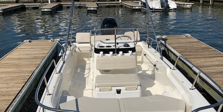 Boston Whaler 170 Montauk