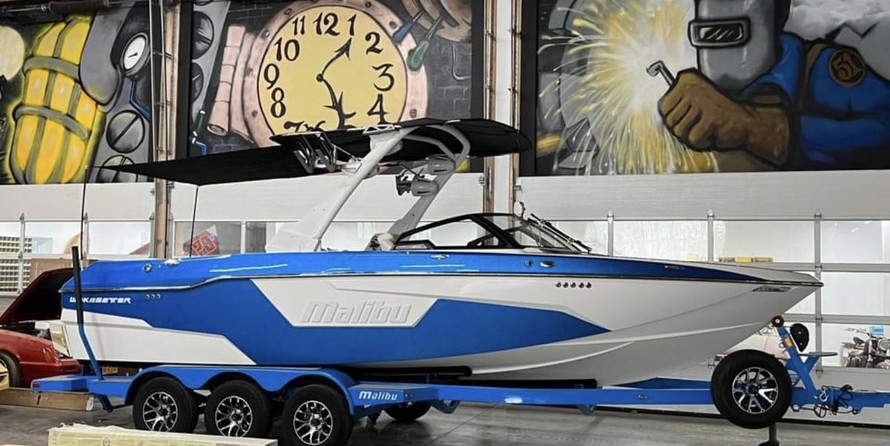 Malibu Wakesetter 25 LSV