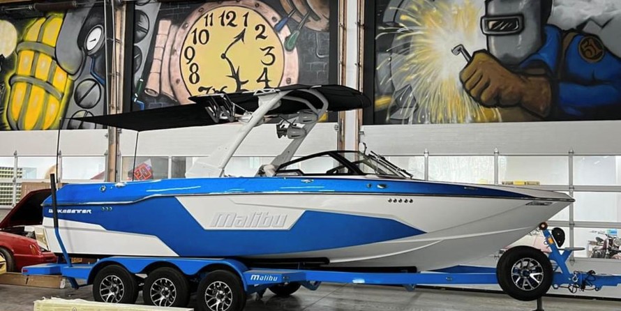 Malibu Wakesetter 25 LSV