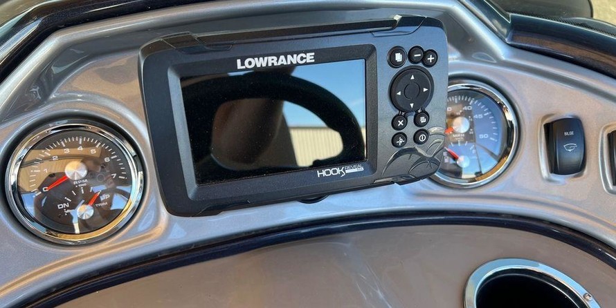 Sun Tracker Fishin Barge 24 XP3