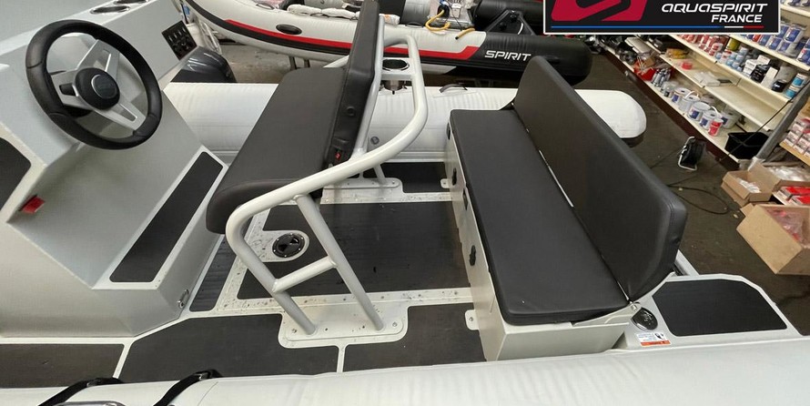 Salcombe flyer 530 sport