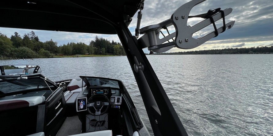 Malibu Wakesetter 23 LSV