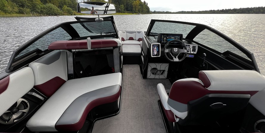 Malibu Wakesetter 23 LSV